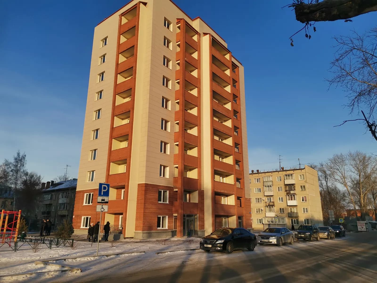 Многоэтажный жилой