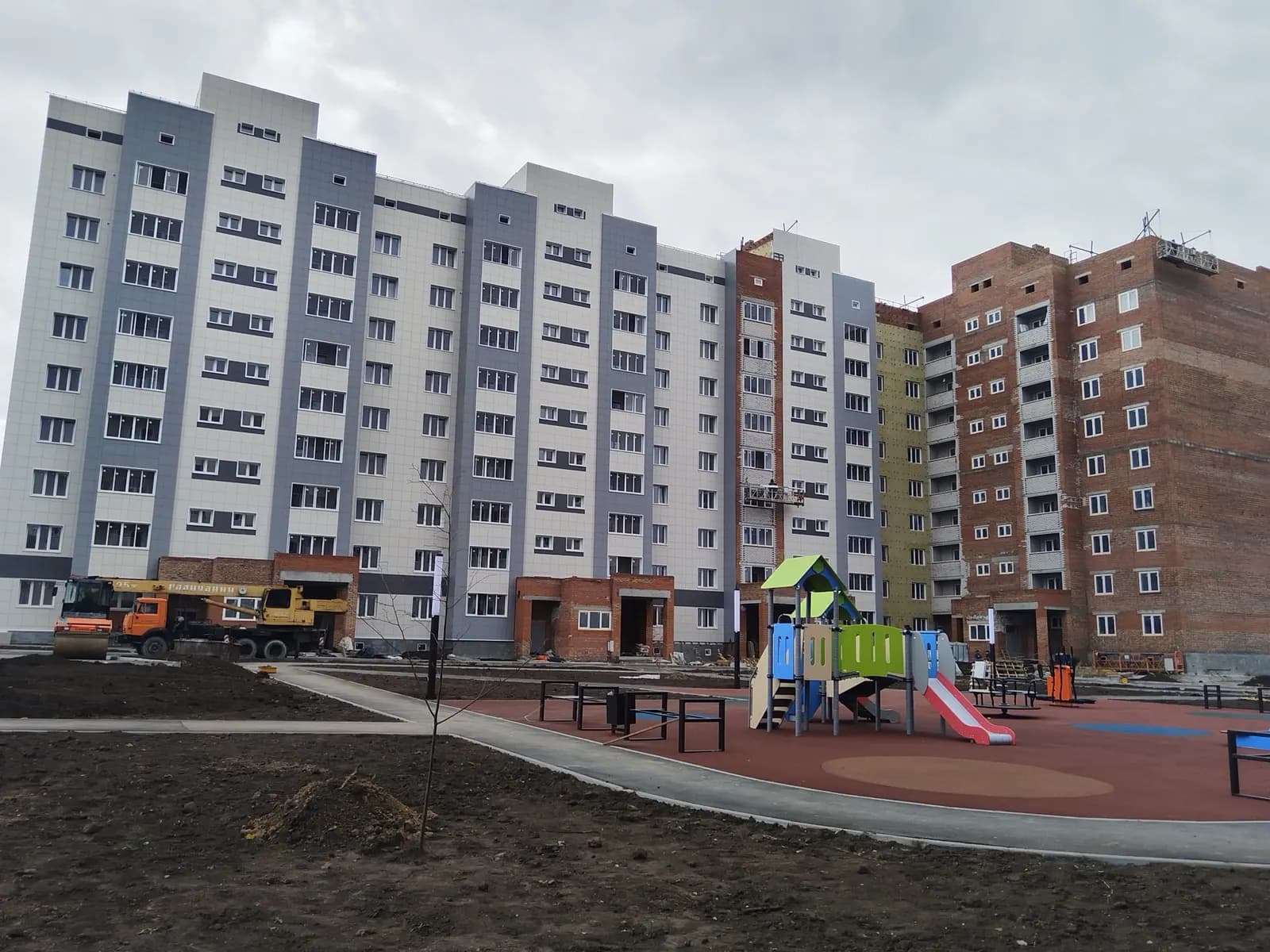 Поэзия: ход строительства, октябрь 2026