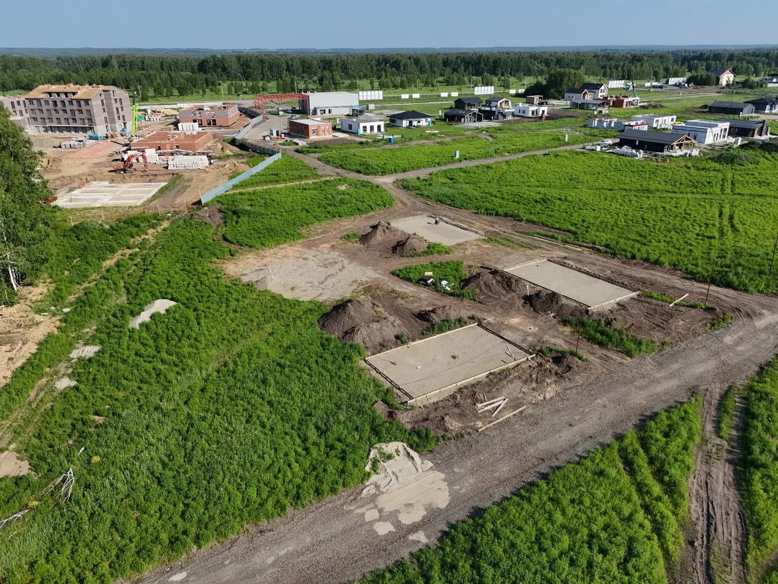 Жилой дом, Поселок Октябрьский: ход строительства, июнь 2026